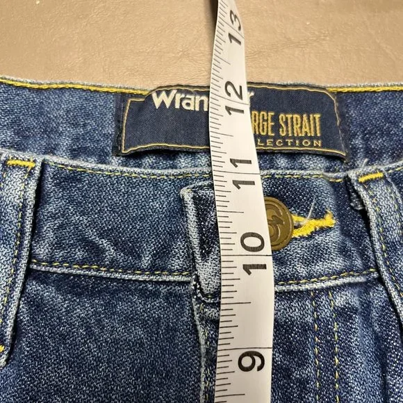Wranglers Size 30X30 Medium Wash George Strait Collection Straight Leg Jeans - Picture 8 of 9